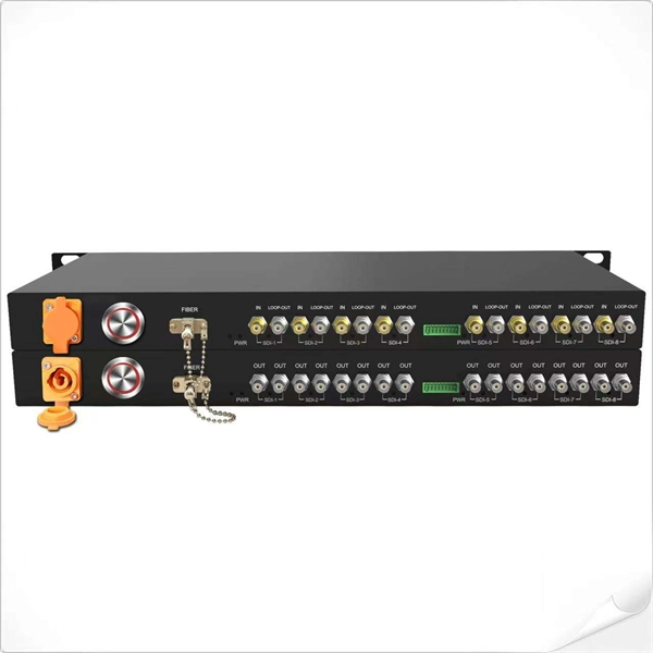 How many fiber optic cores are needed for the remote station 
